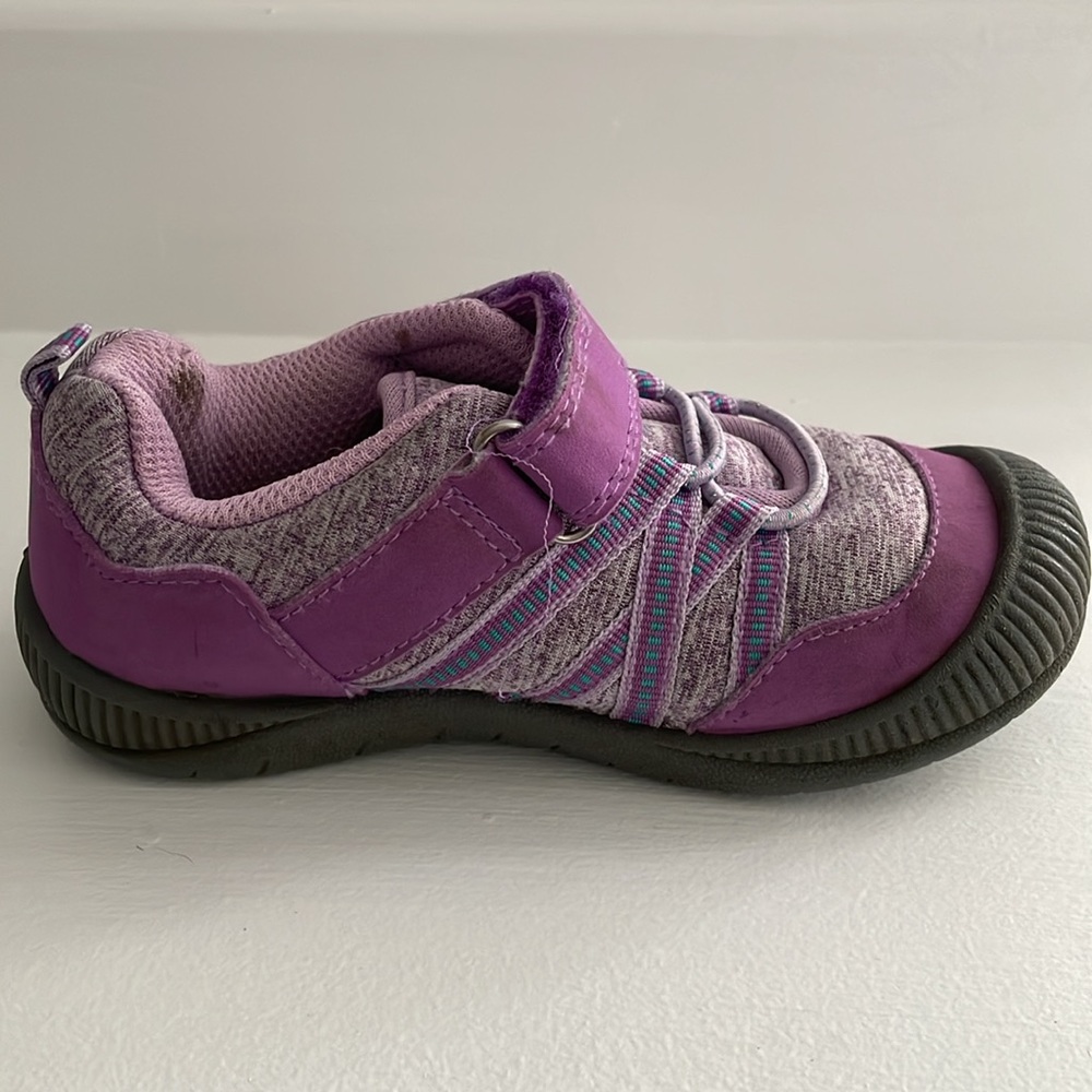 Osh Kosh B’gosh shoes - Picture 7 of 16